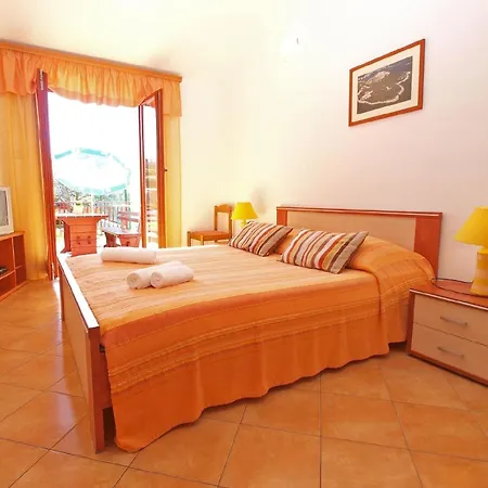 Fuer 3 Personen Ca 32 Qm In Pula-fondole, Istrien Istrische Riviera Apartment